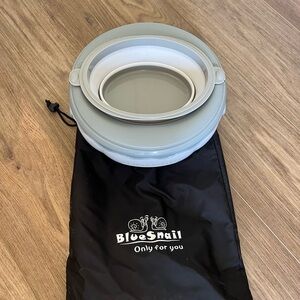 BlueSnail Collapsible potty chair